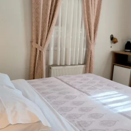 Venetula's - Varvara